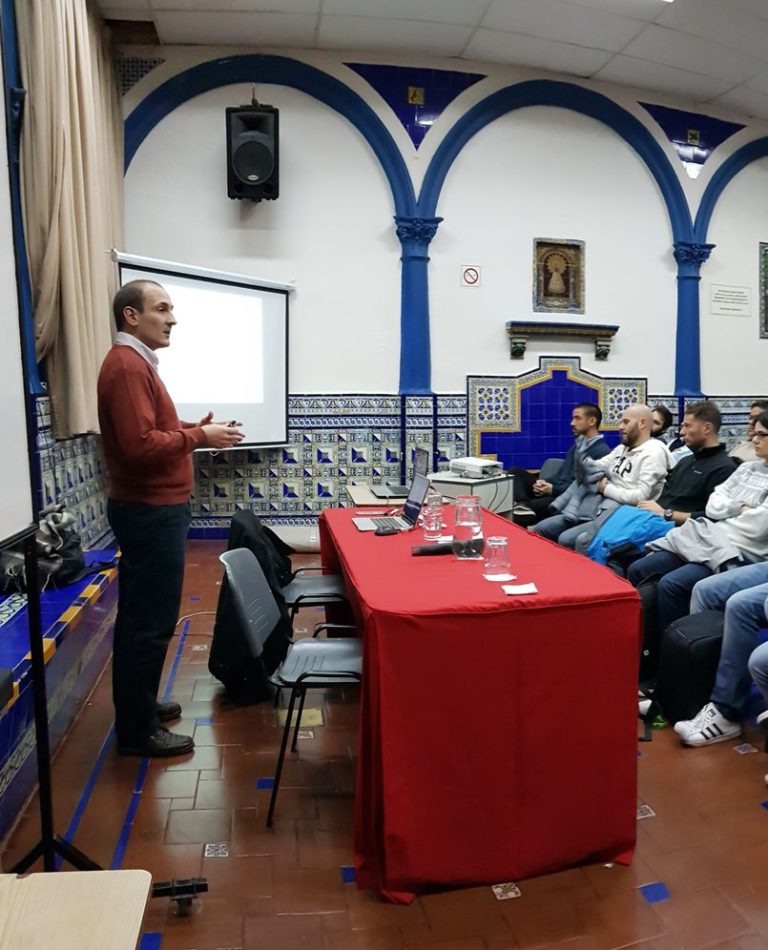 Sebastián Rocco trabajando en consultoría de software en Rosario, Argentina